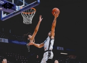 开云在线直播-体育赛事中球员们的高强度表现