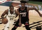 开云体育中国官网-包含天津队完胜雄鹿，布克高光表现的词条