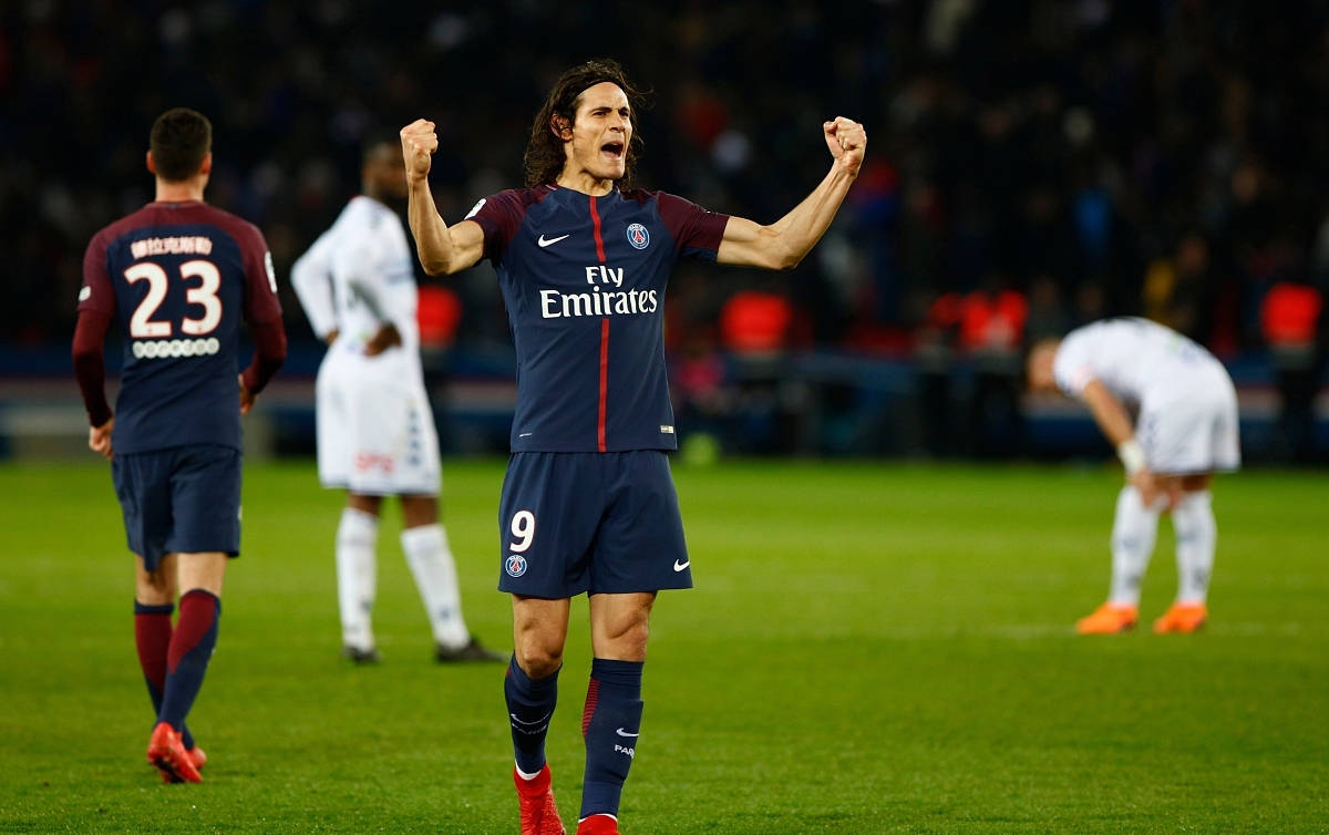 包含神奇反击！马赛客场赢得惊险胜利的词条