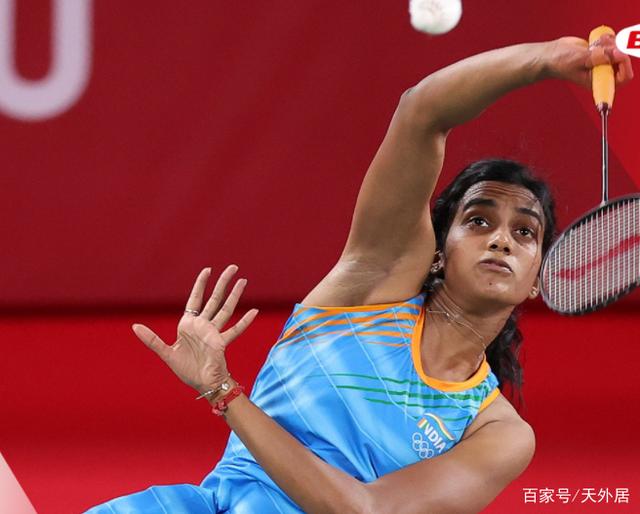 包含泰国羽毛球队险胜中国羽毛球队，辛杜完成帽子戏法的词条