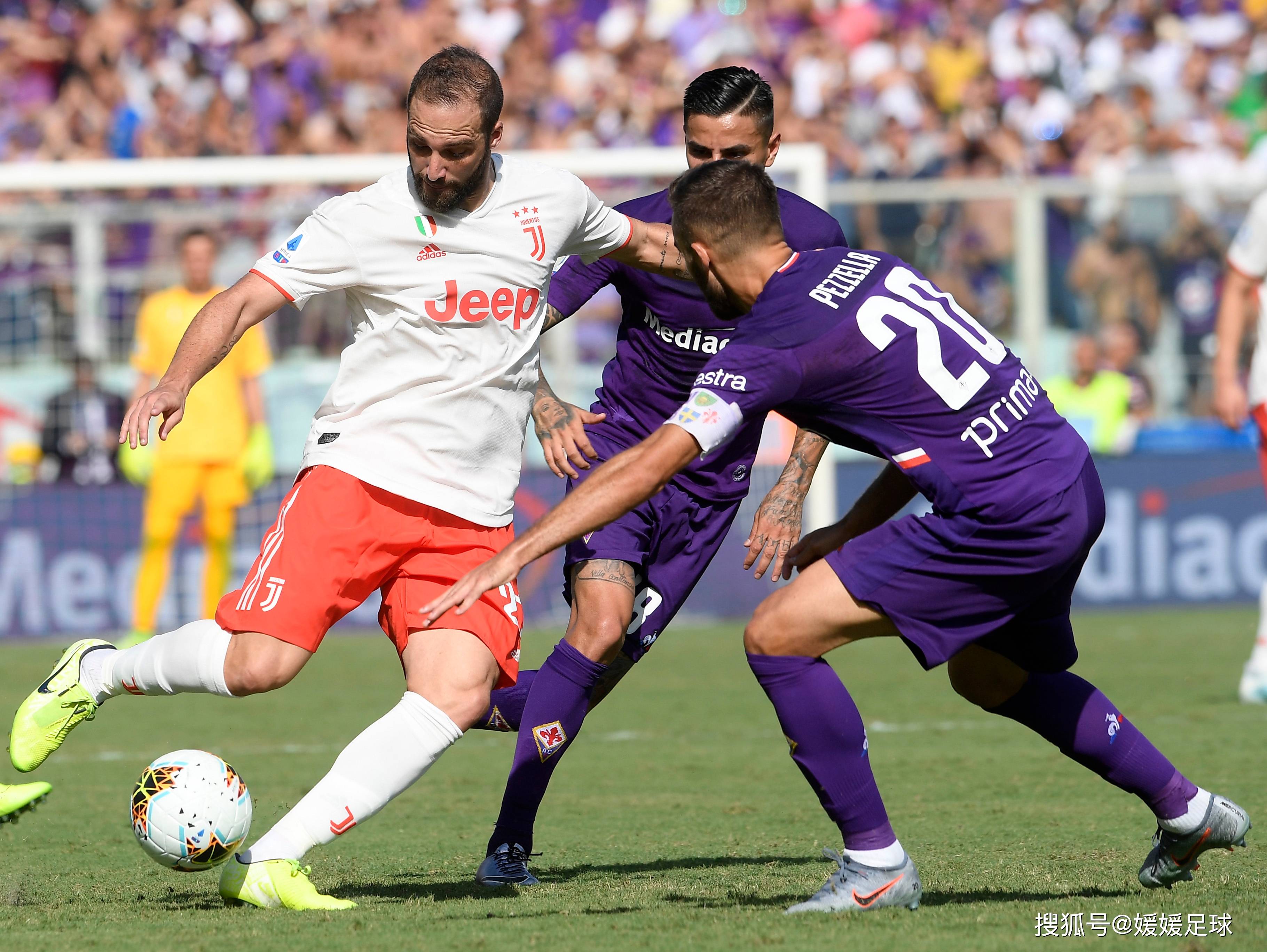 包含AC米兰主场不敌维罗纳，遭遇失利的词条