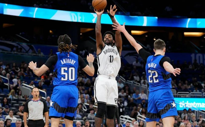 包含篮网遭活塞逆转，主场失利让球迷心痛的词条