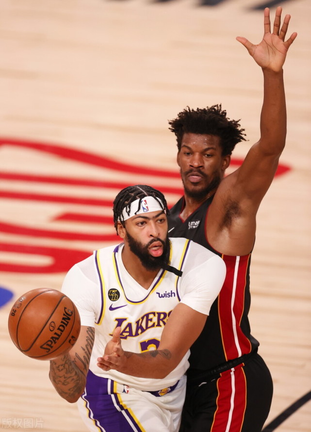 热火翻盘太阳，浓眉哥惊艳四座的简单介绍