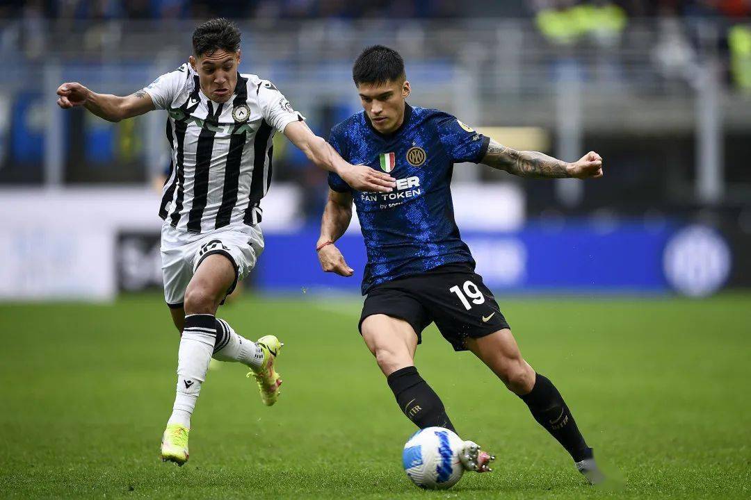 马赛完胜AC米兰，阿拉巴惊艳世界