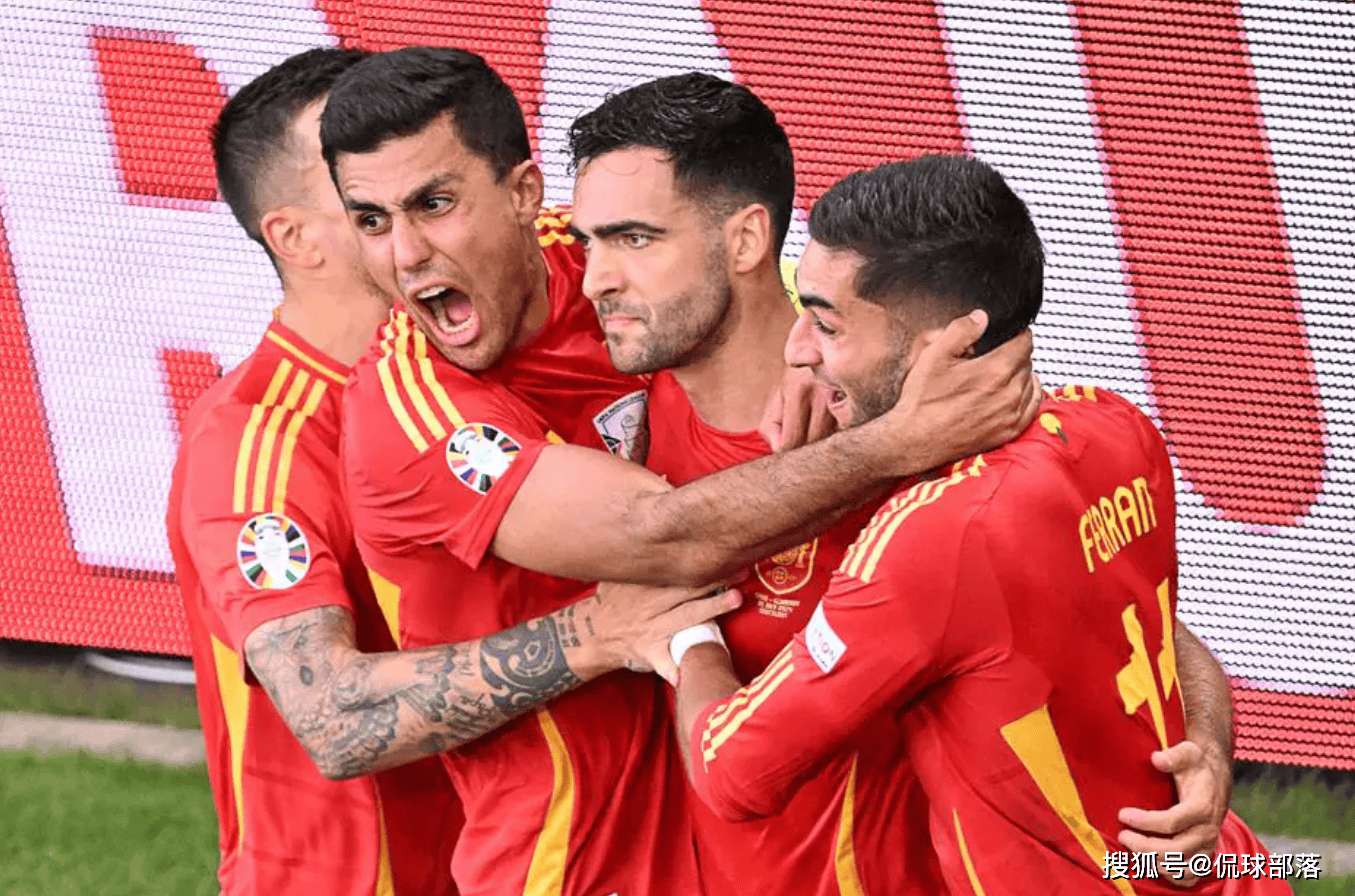 西班牙国门表现出色，德国队追平比赛