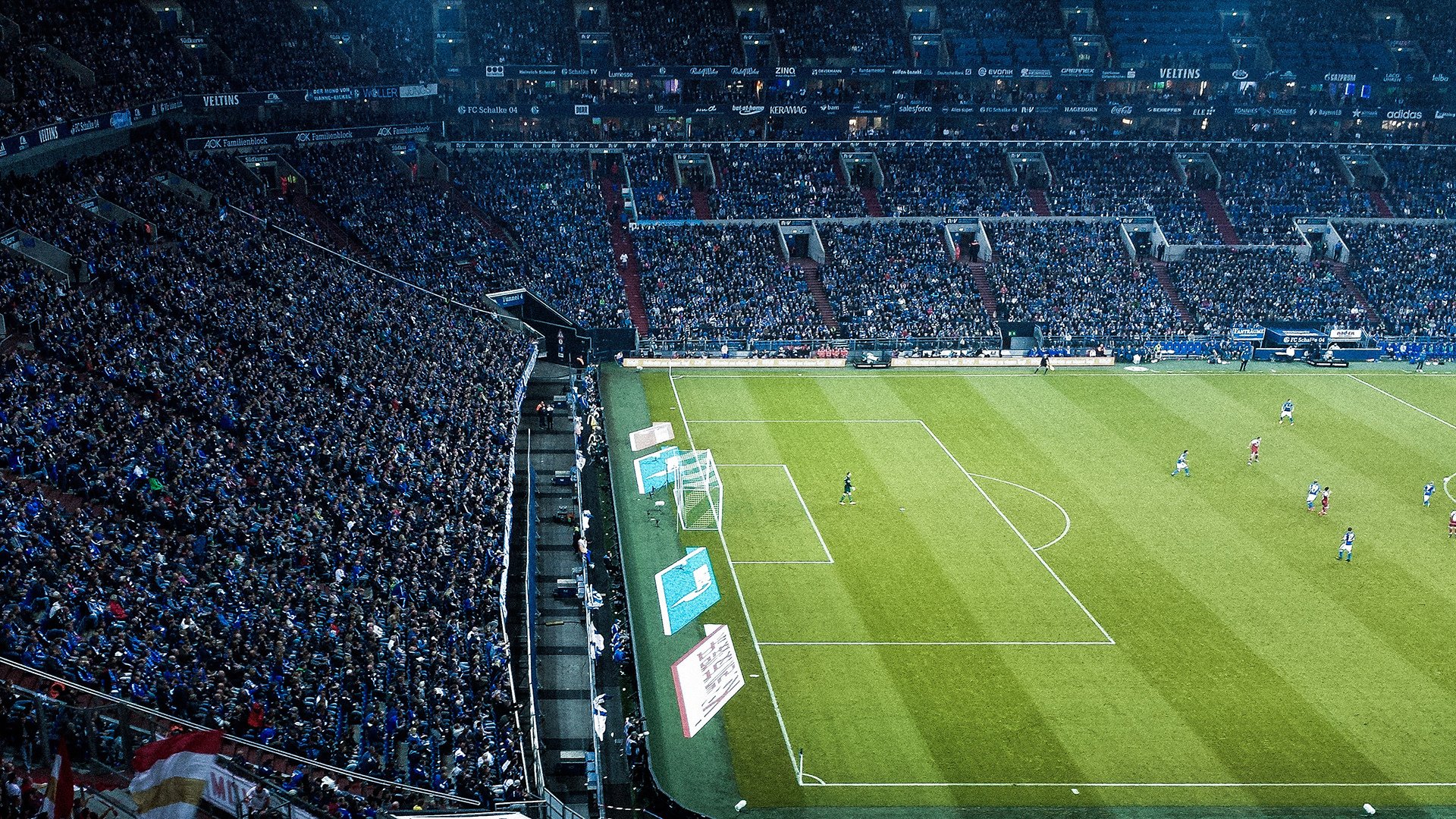 绿军神话遇冷，爵士奏响世界杯前奏，当篮球焦点战遇见美加墨的足坛风暴