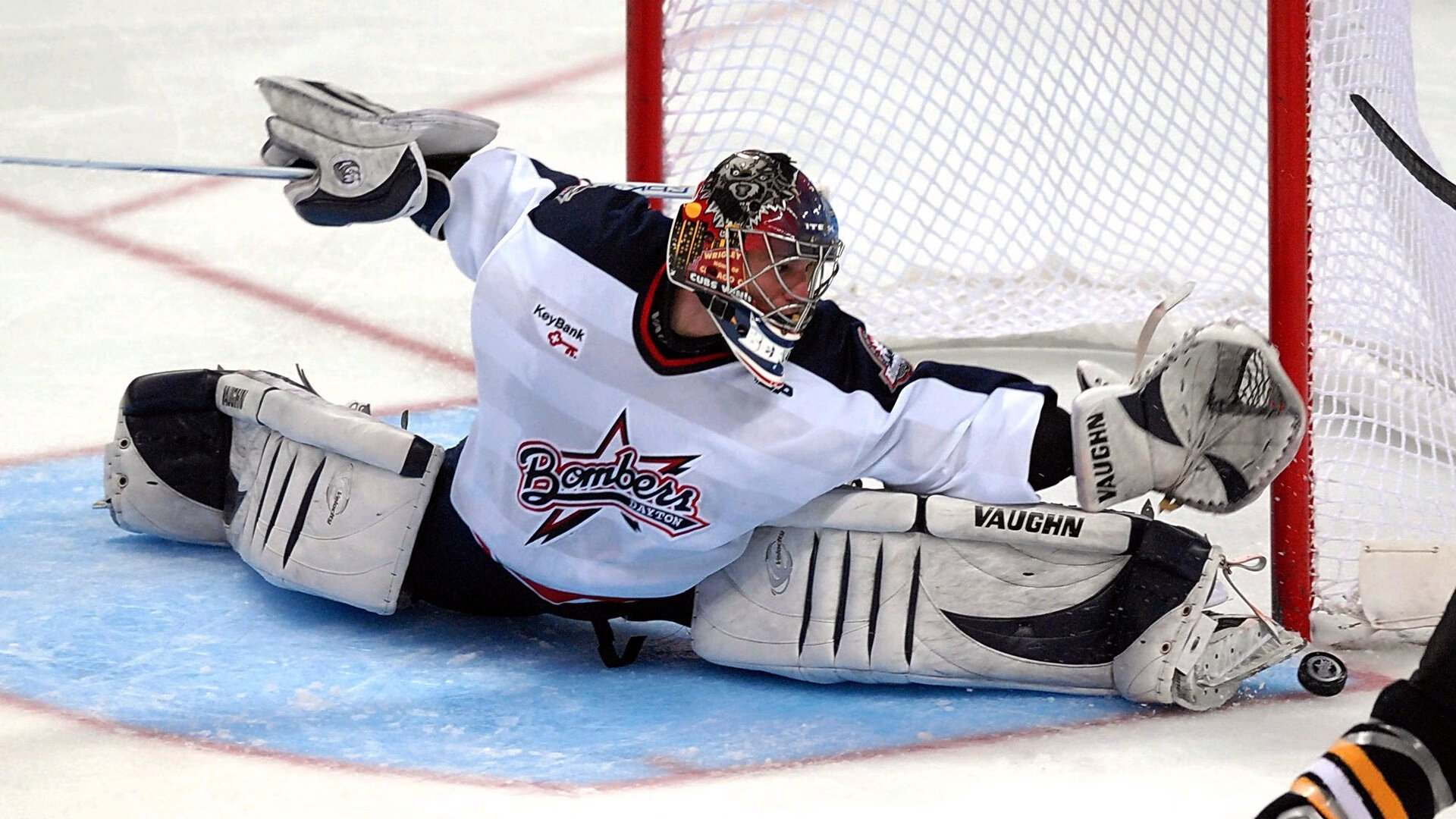 街道上的南美风暴，乌拉圭力克墨西哥，F1赛场外的焦点对决