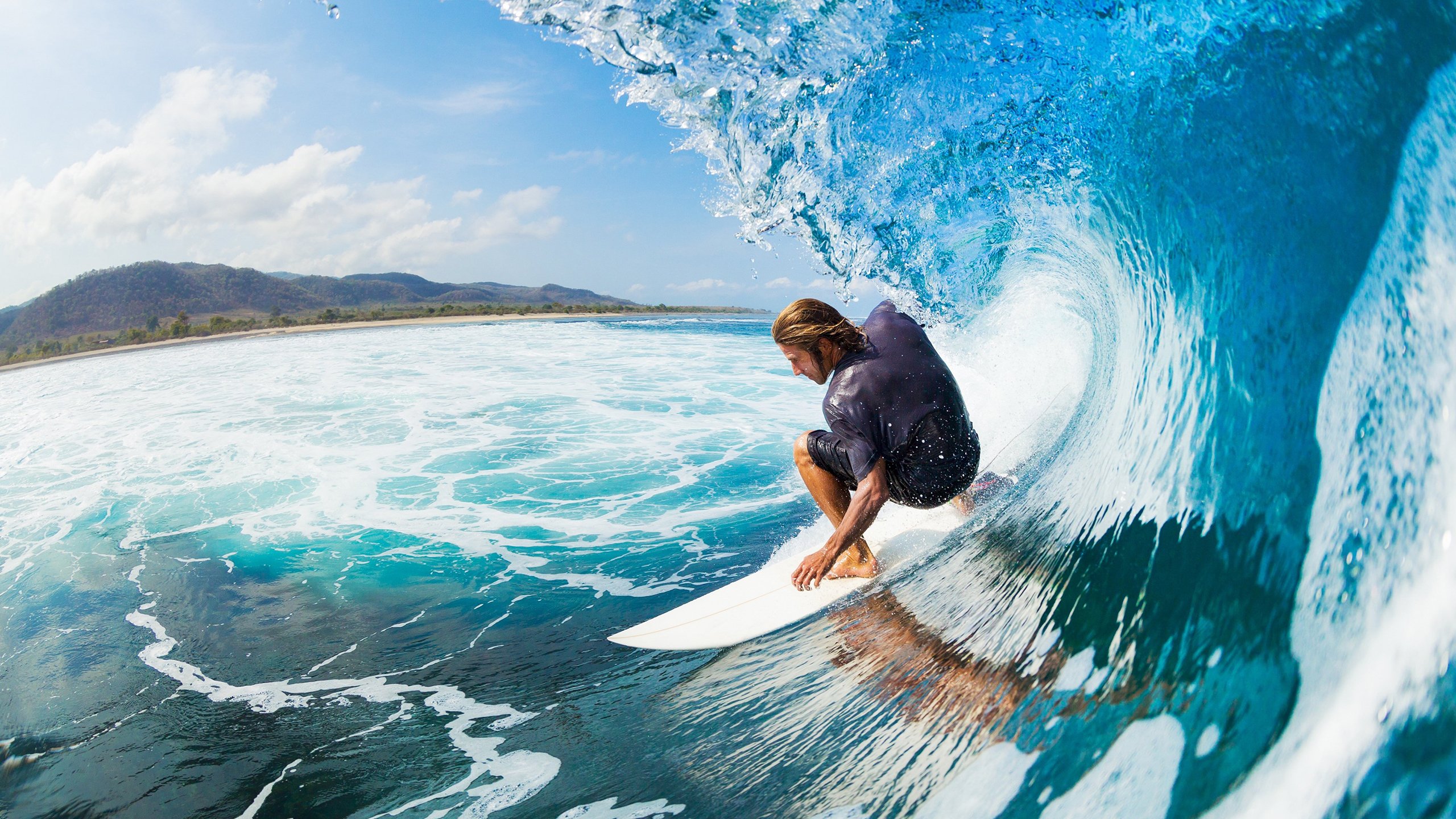 绝地反击，红牛车队翻盘索伯，塞恩斯状态火热引领新时代
