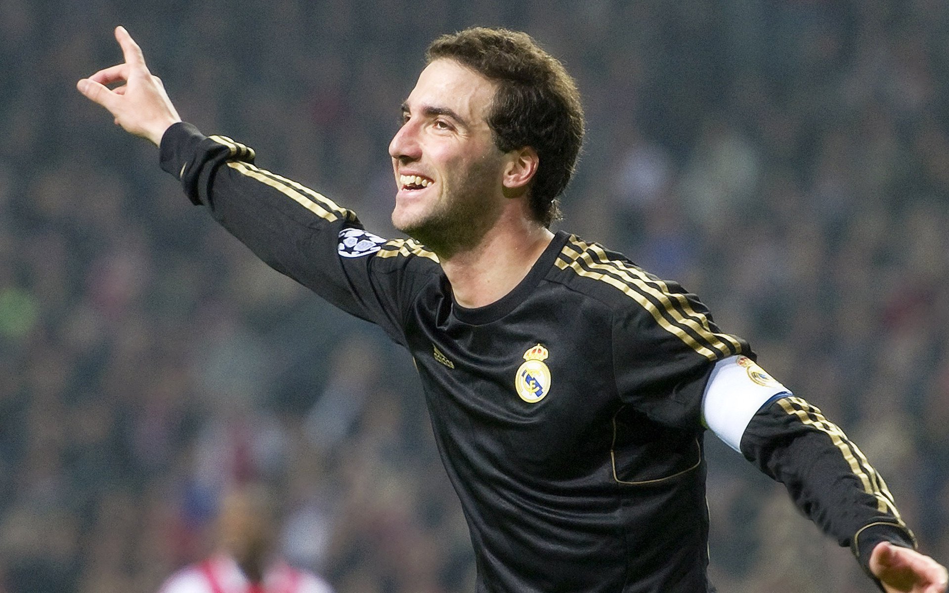 意甲焦点战之夜，巴斯托尼全场最佳无争议